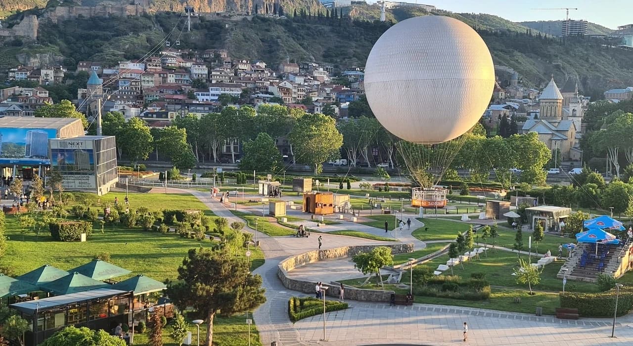 Тур в Грузию на майские праздники